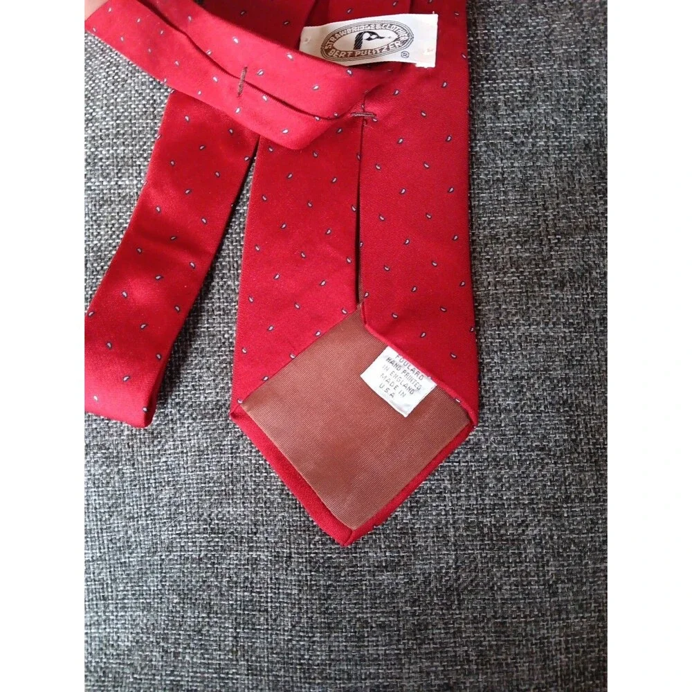 Tie 70s 80s 90s Y2K Mens Bert Pulitzer Silk Red Gray 3.75 Wide 58 Long